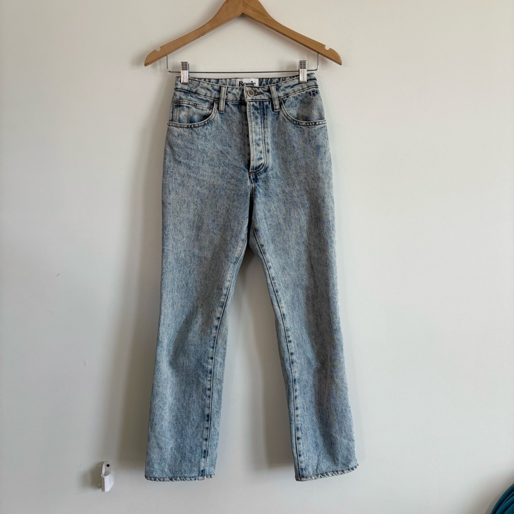 Rouje Paris Straight Leg Vintage Light Wash Jeans